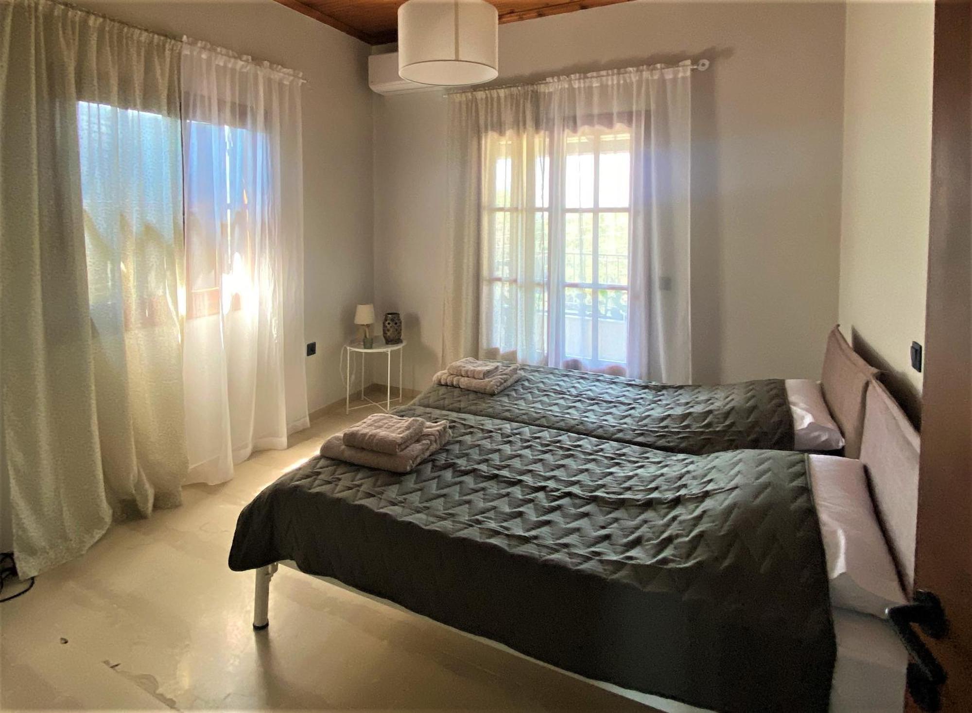 Alexandra'S Boutique House Villa Kato Garouna Eksteriør billede