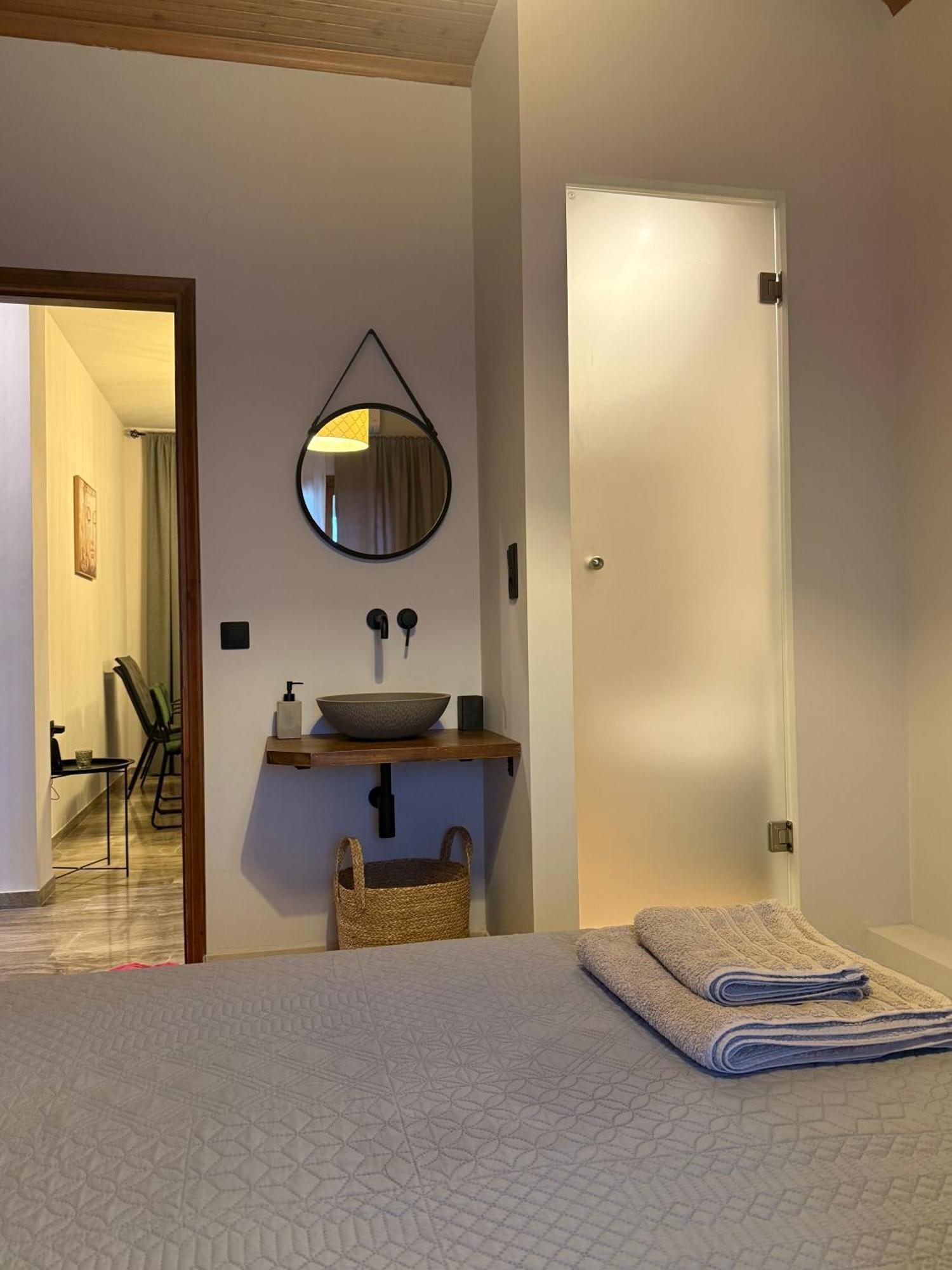 Alexandra'S Boutique House Villa Kato Garouna Eksteriør billede